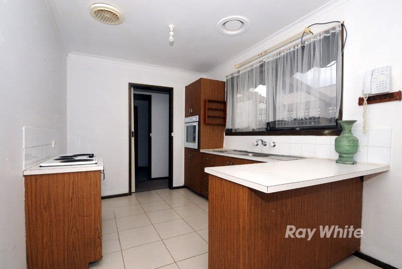10 Moore Street, FERNTREE GULLY VIC 3156, Ferntree Gully - Thumbnail 5