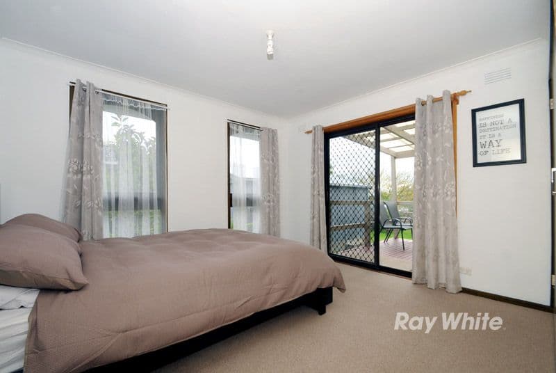 10 Moore Street, FERNTREE GULLY VIC 3156, Ferntree Gully - Thumbnail 7