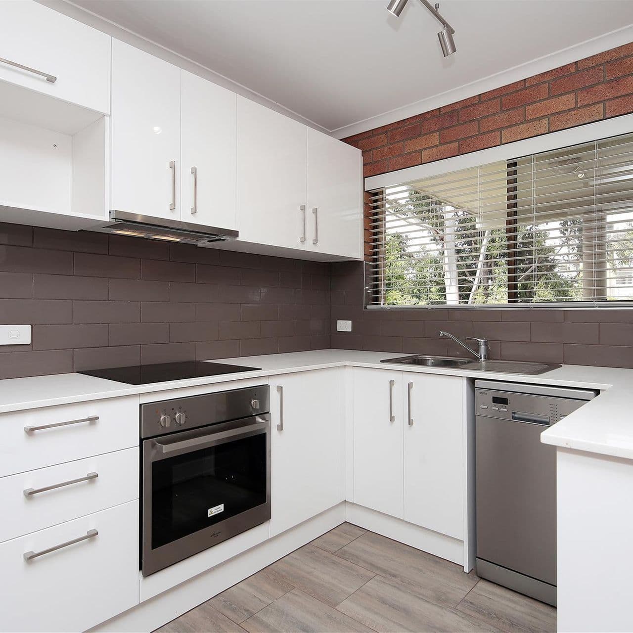 37 Alpha Street, Taringa QLD 4068, Taringa - Image 1