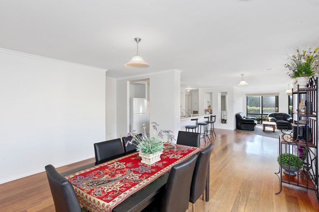 13 Huntingfield Drive, Warrnambool VIC 3280, Warrnambool - Thumbnail 3
