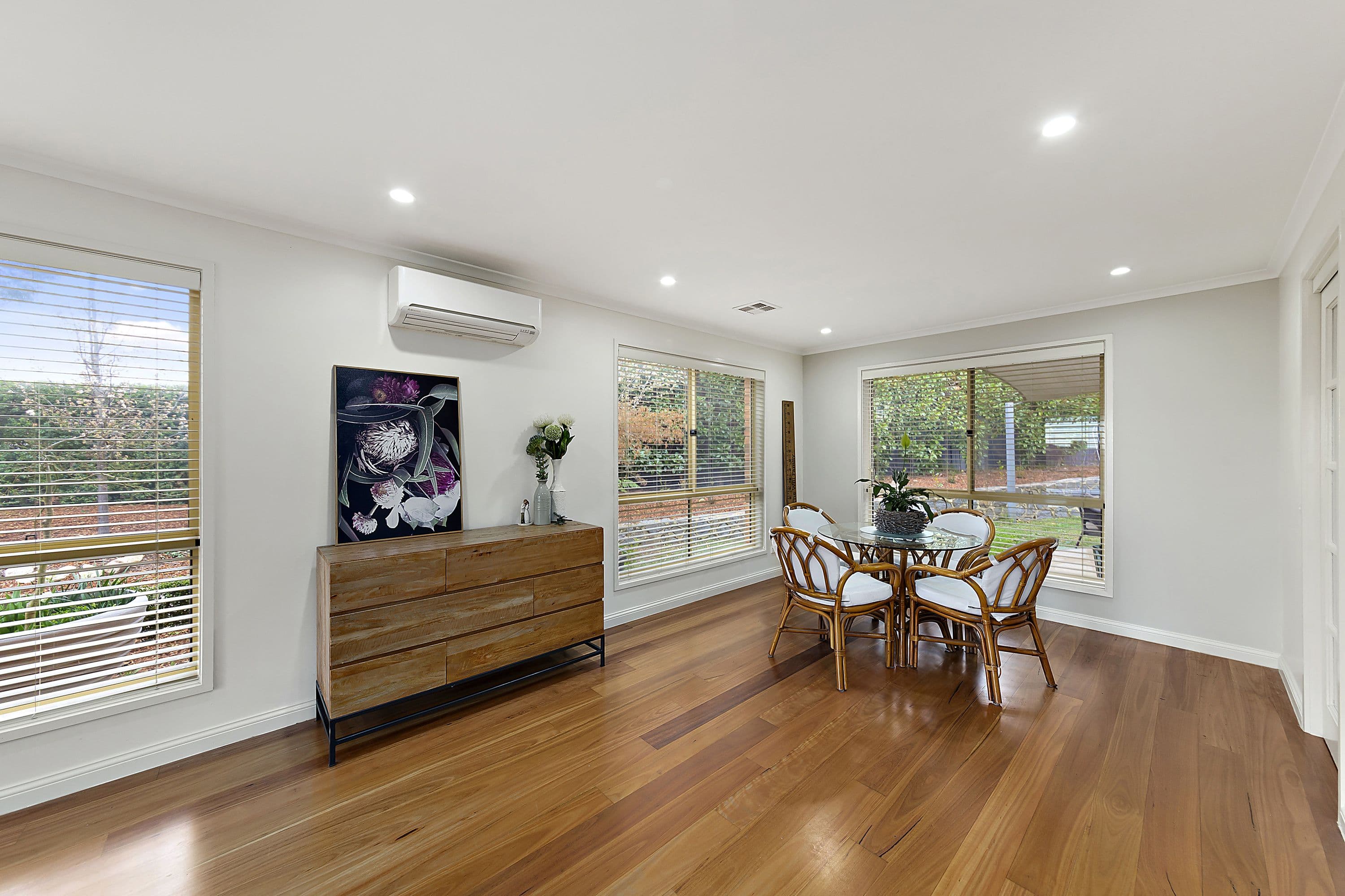 14 Carolyn Jackson Drive, Jerrabomberra - Thumbnail 3