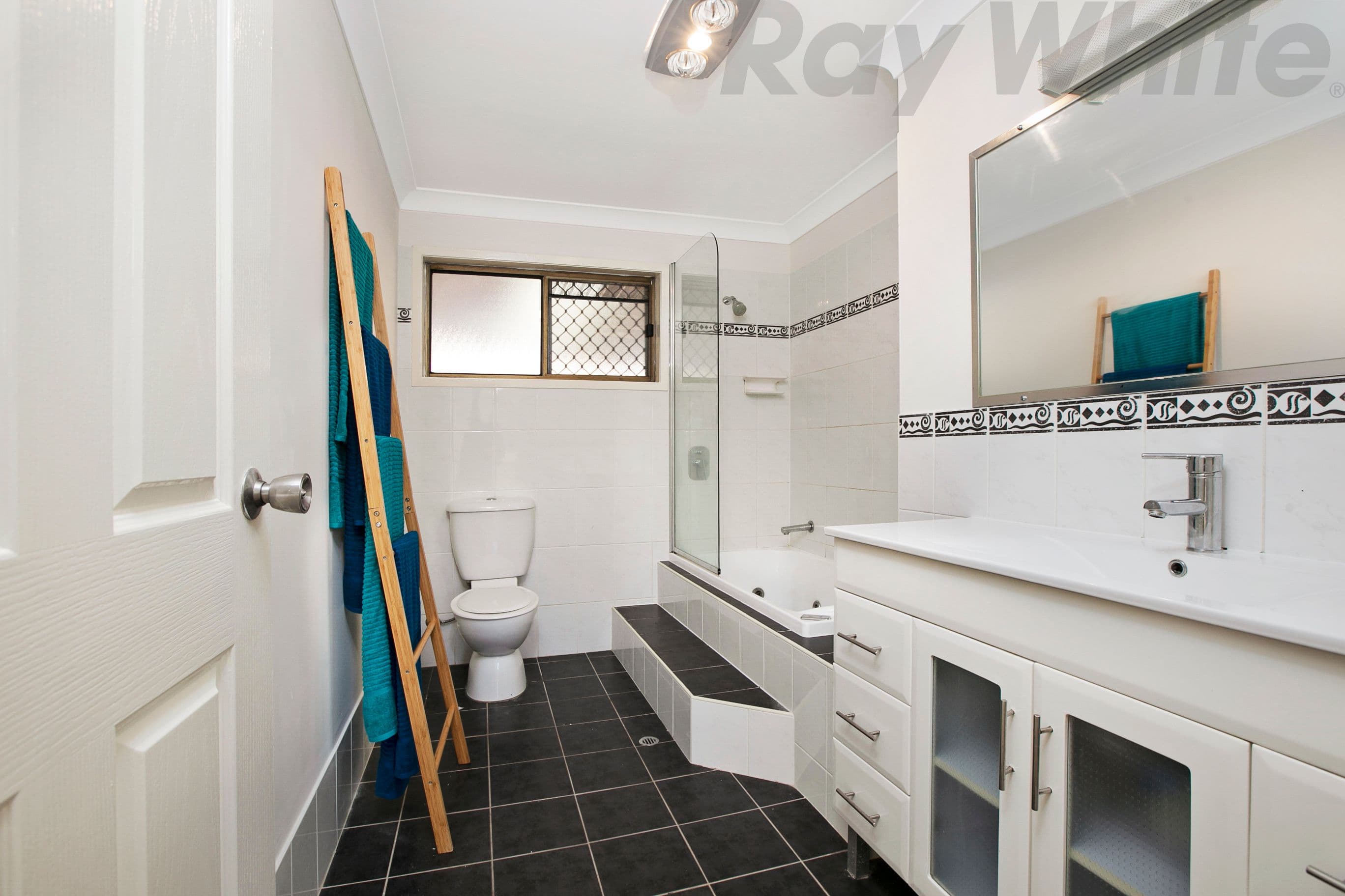 32 Canterbury Street, Alexandra Hills QLD 4161, Alexandra Hills - Thumbnail 8