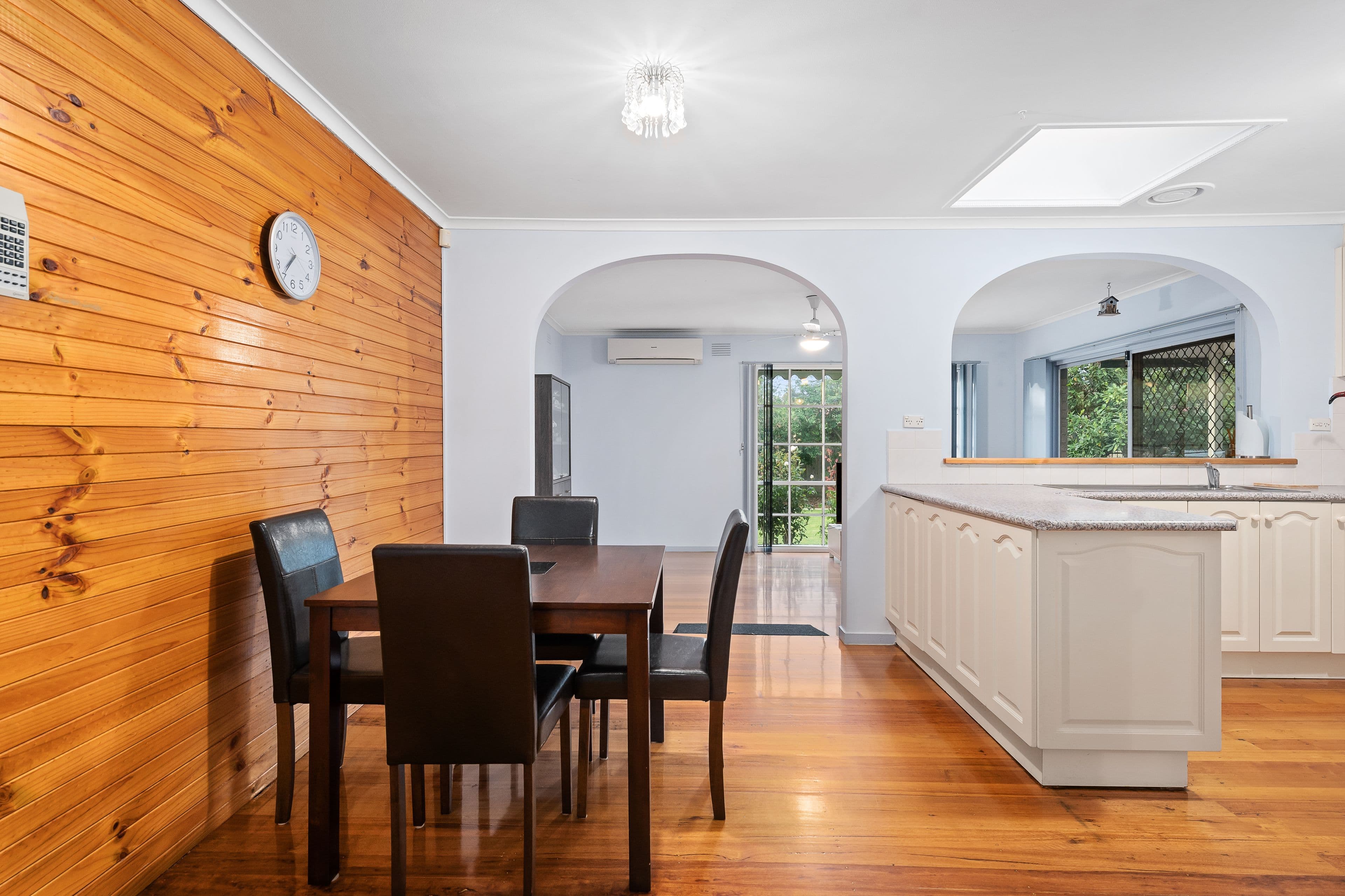 4 Riding Way, Ferntree Gully VIC 3156, Ferntree Gully - Thumbnail 4