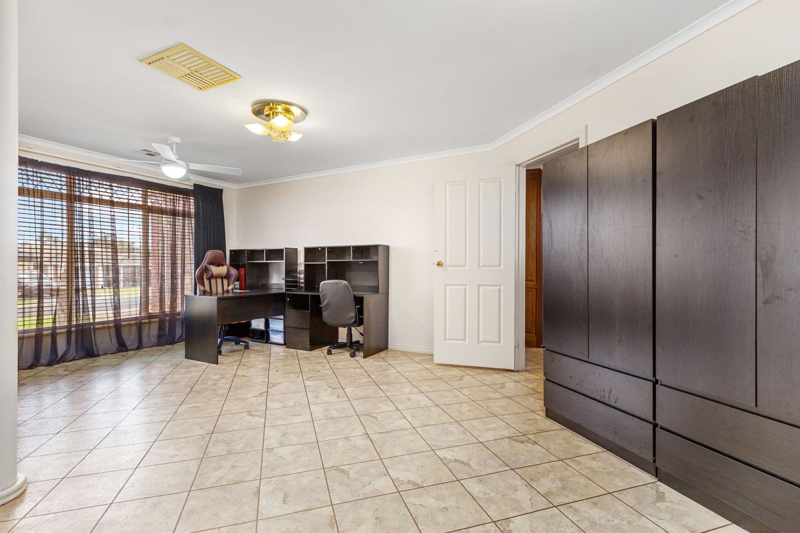 6 Gerlach Grove, Evanston Park SA 5116, Evanston Park - Thumbnail 2