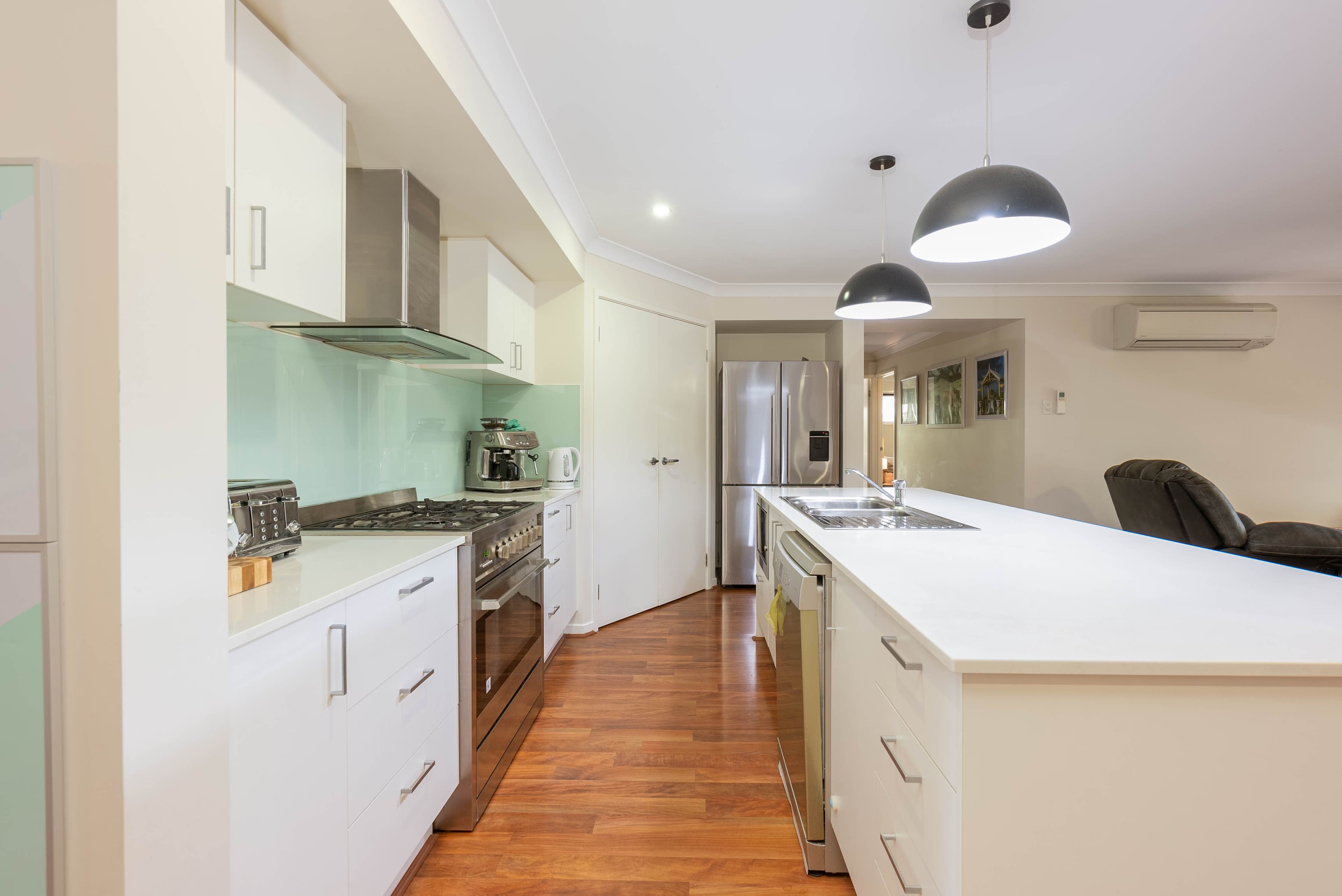 4 Nerrina Court, Karana Downs QLD 4306, Karana Downs - Thumbnail 3