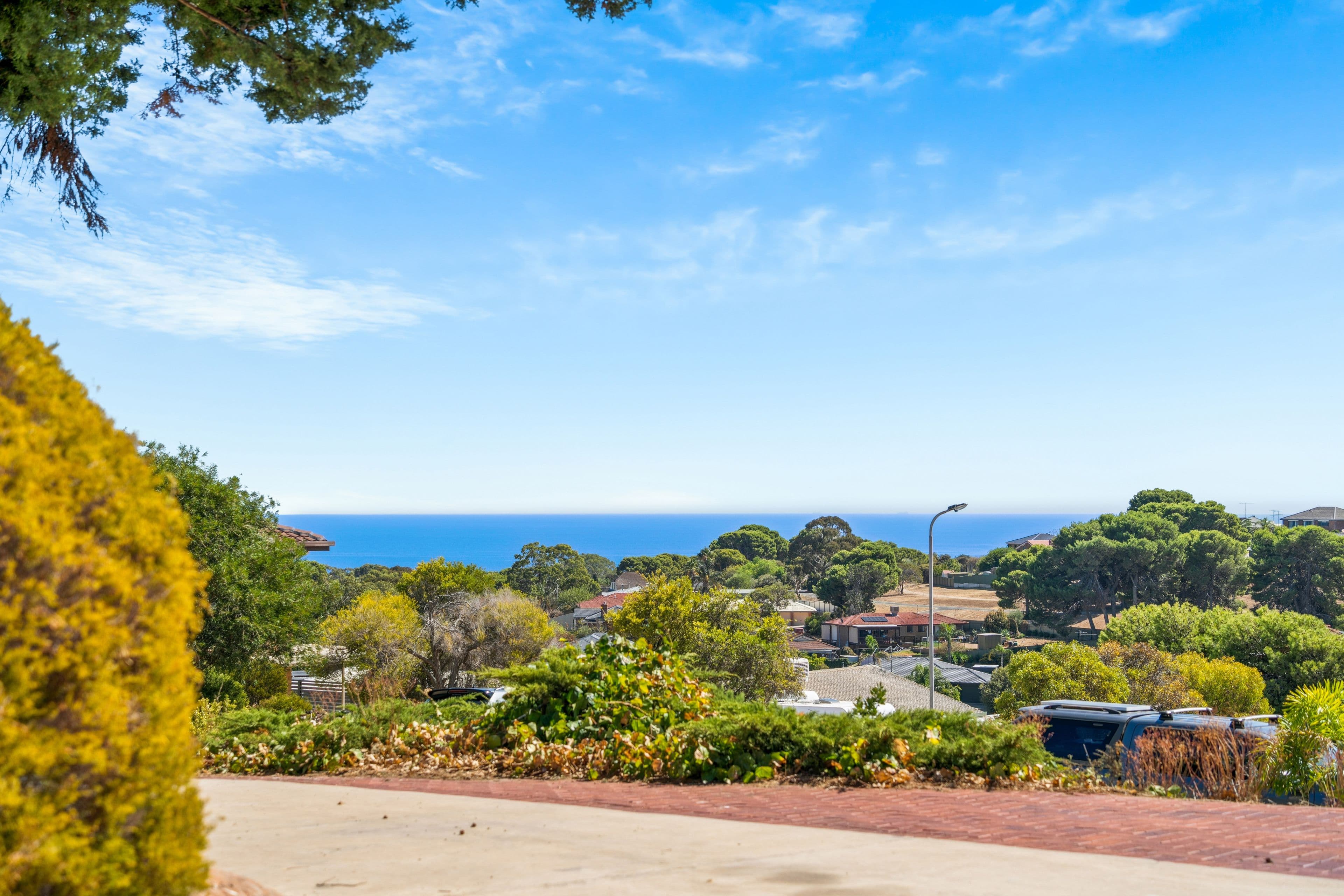 6 Sandison Road, Hallett Cove SA 5158, Hallett Cove - Thumbnail 2