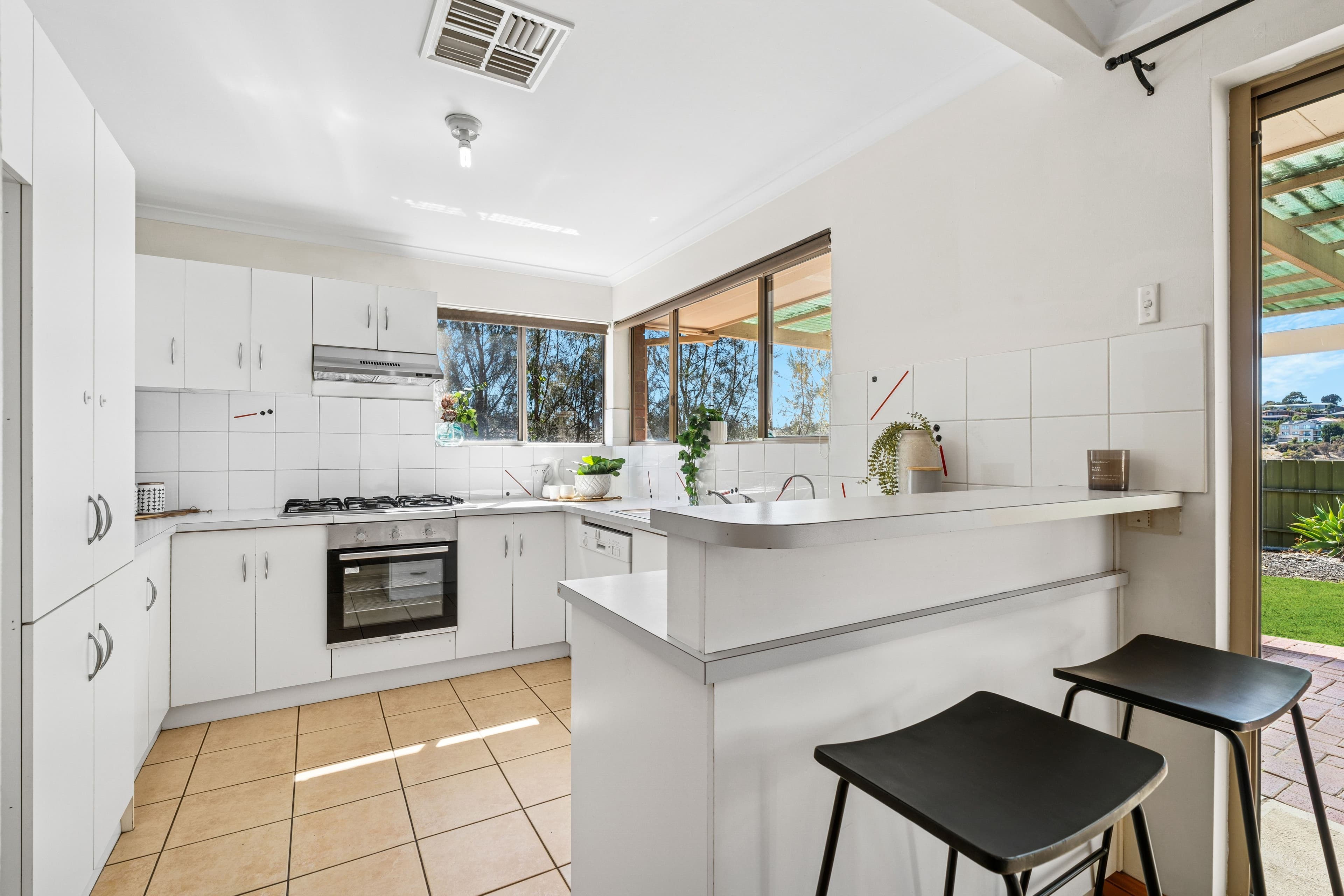 6 Sandison Road, Hallett Cove SA 5158, Hallett Cove - Thumbnail 8