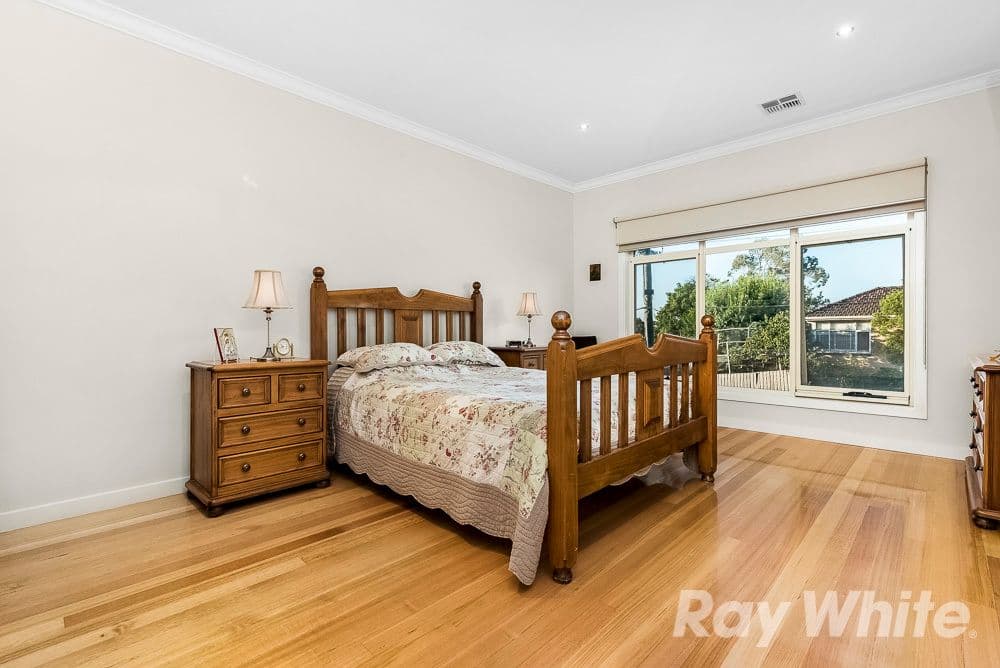 4 Marsham Road, Mount Waverley VIC 3149, Mount Waverley - Thumbnail 6