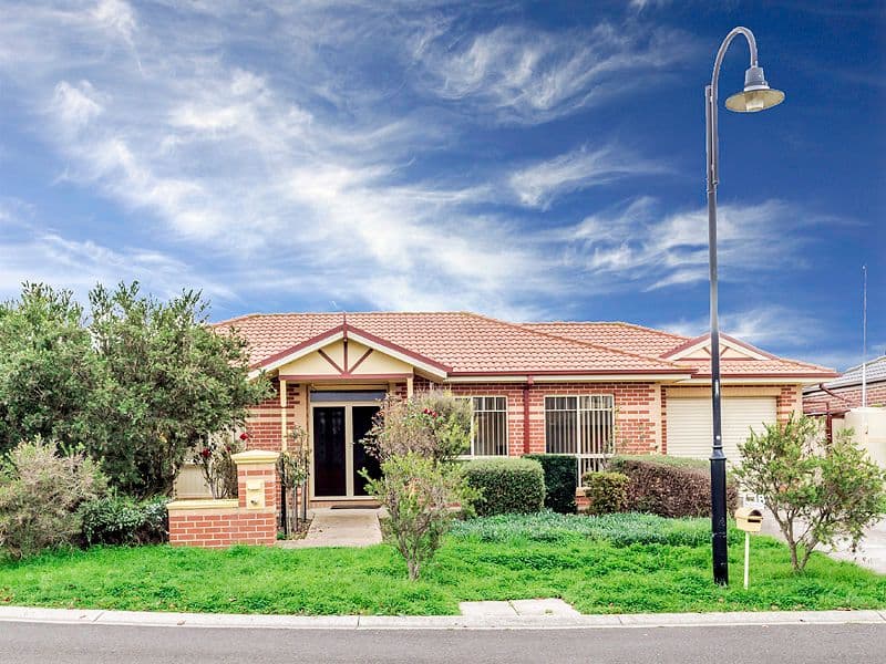 18 Lucy Close, Tarneit VIC 3029, Tarneit - Image 1