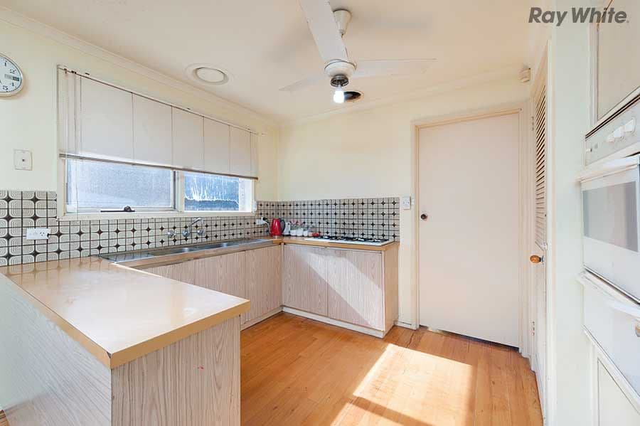 40 Pottenger Way, St Albans VIC 3021, St Albans - Thumbnail 2