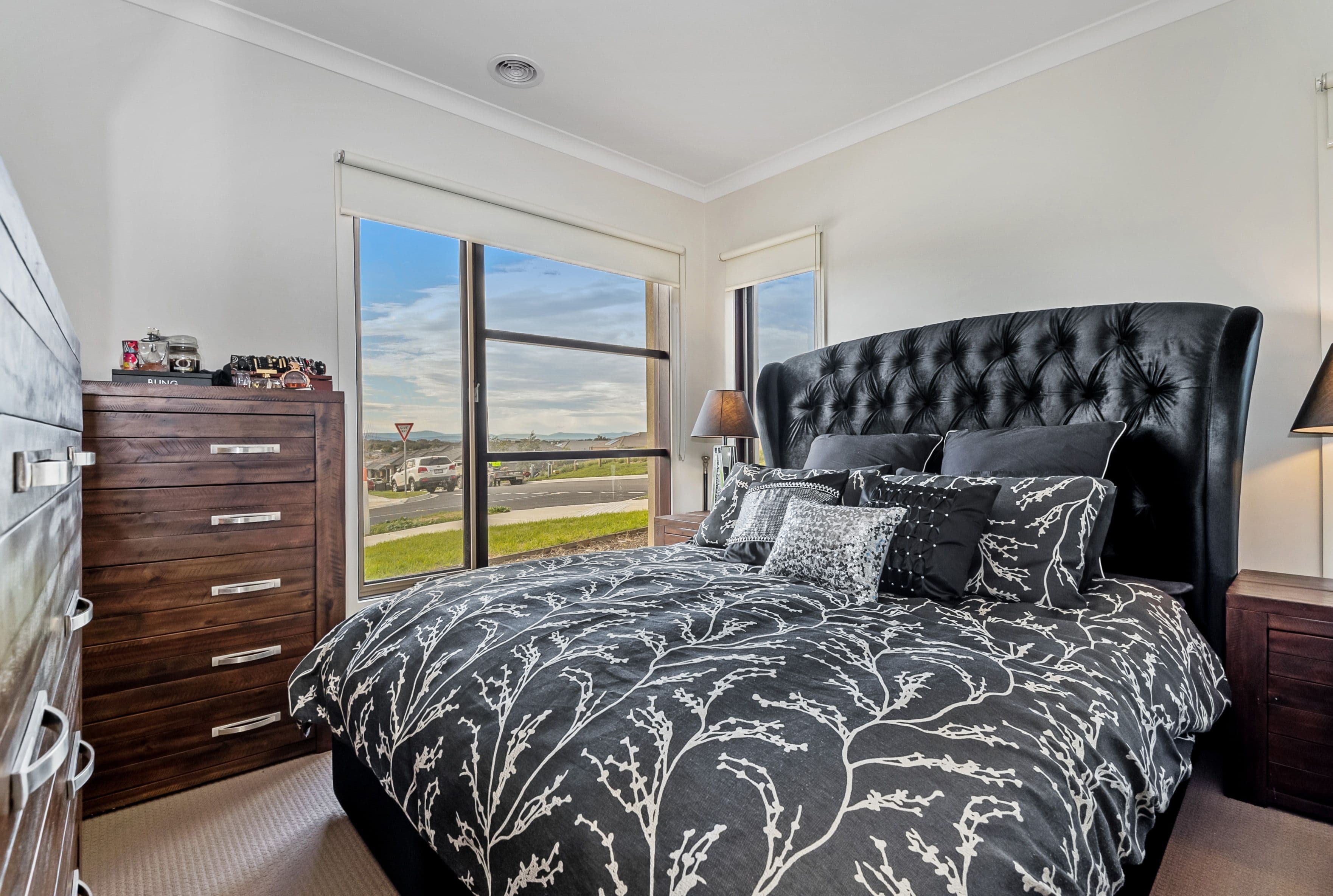 8 Ophir Way, MERNDA VIC 3754, Mernda - Thumbnail 5