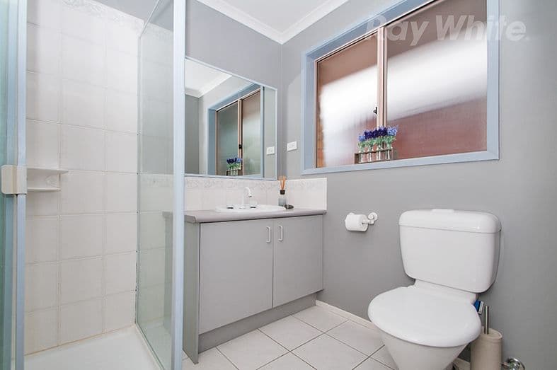 2 YERING Place, Chirnside Park VIC 3116, Chirnside Park - Thumbnail 7