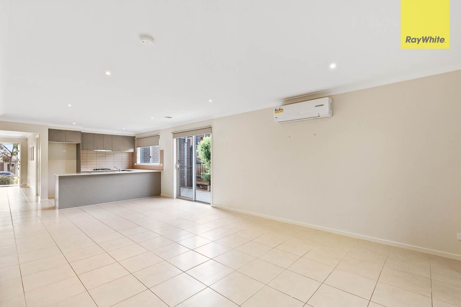 8 Forest Court, Bacchus Marsh VIC 3340, Bacchus Marsh - Thumbnail 3