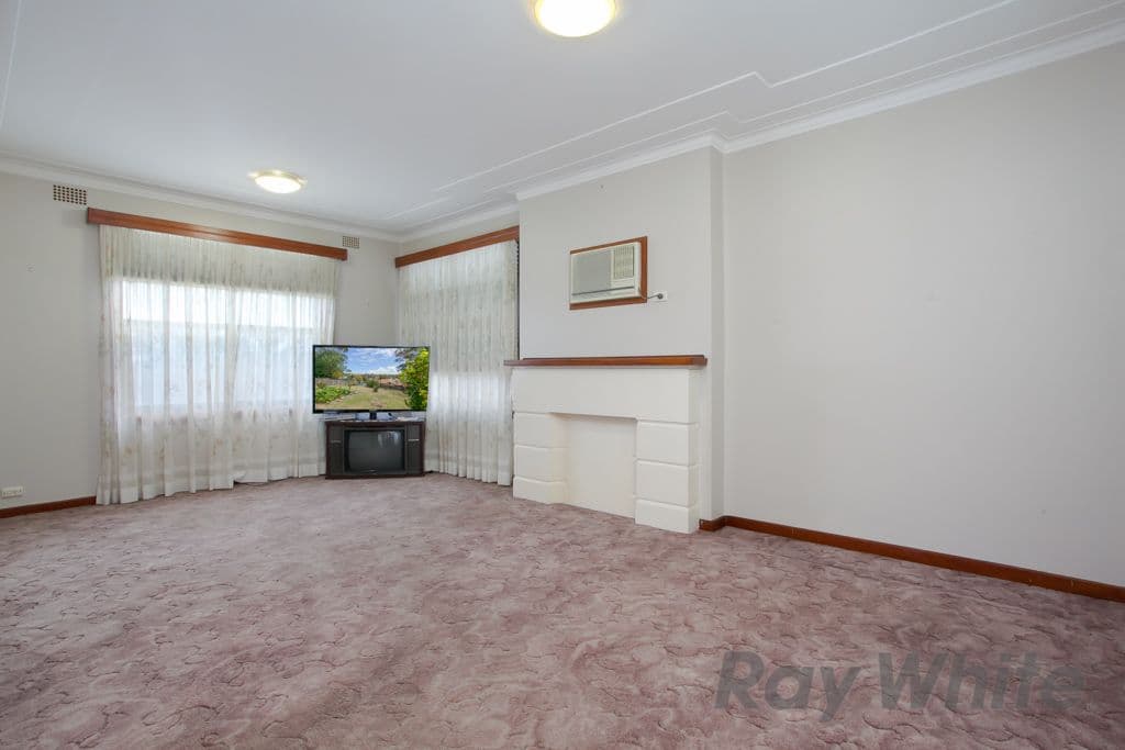 138 Northcott Drive, ADAMSTOWN HEIGHTS NSW 2289, Adamstown Heights - Thumbnail 4