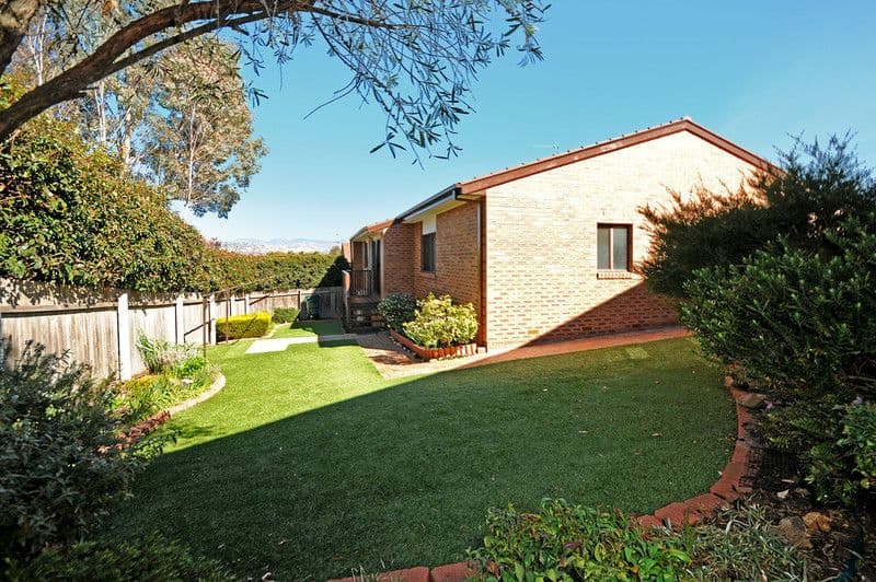 30 William Hudson Crescent, MONASH ACT 2904, Monash - Thumbnail 2