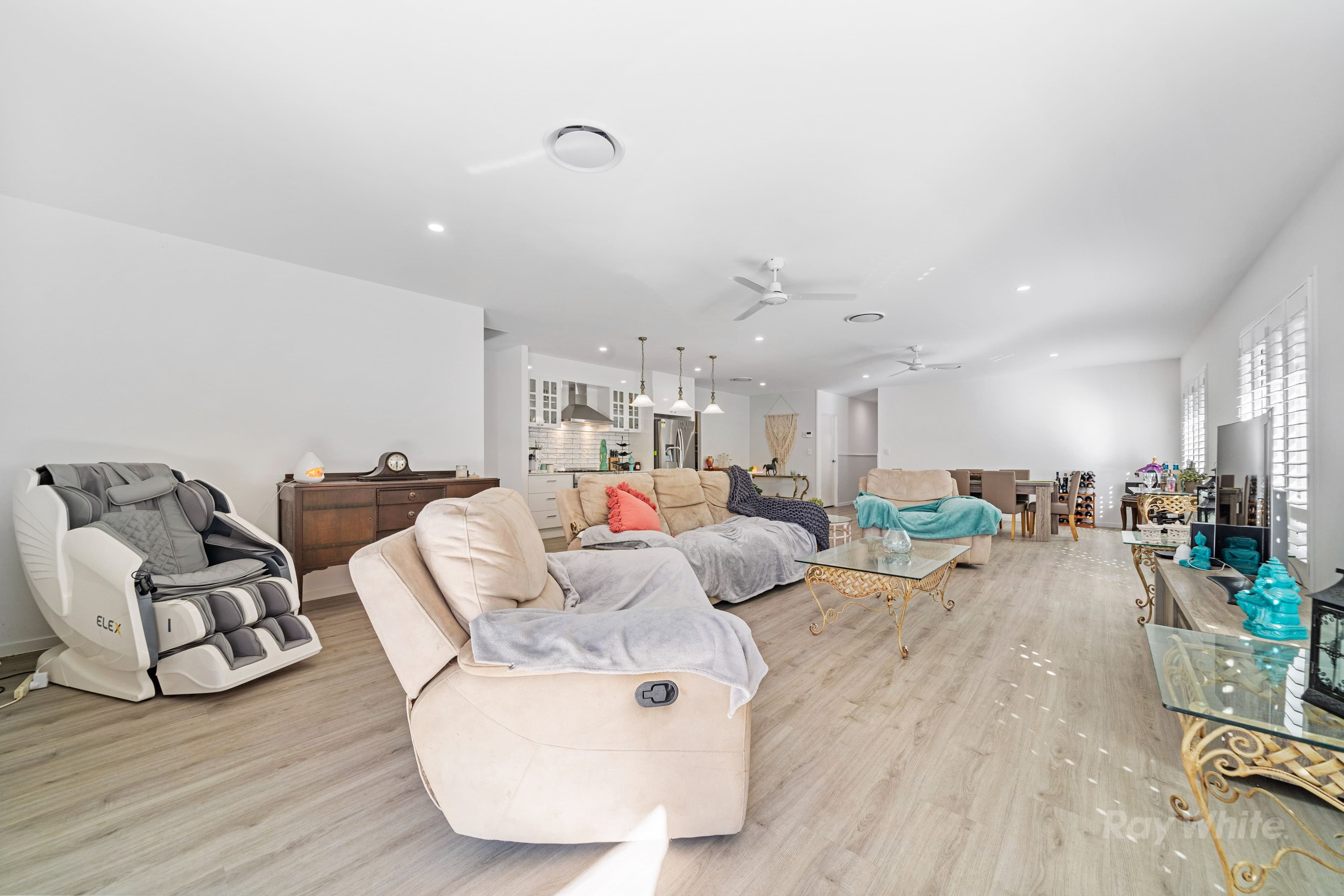 32 Lemon Crescent, Greenbank QLD 4124, Greenbank - Thumbnail 7