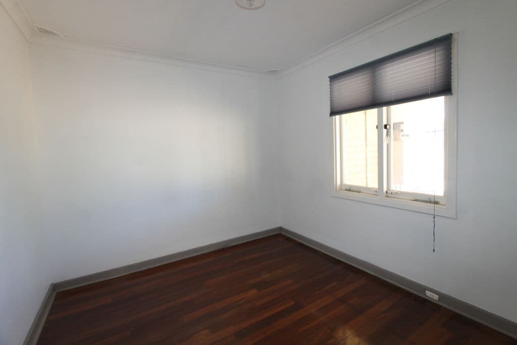 298 Marangaroo Drive, Koondoola WA 6064, Koondoola - Thumbnail 5