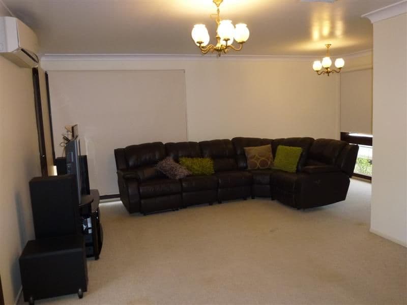 6 Topaz Street, DUBBO NSW 2830, Dubbo - Thumbnail 2