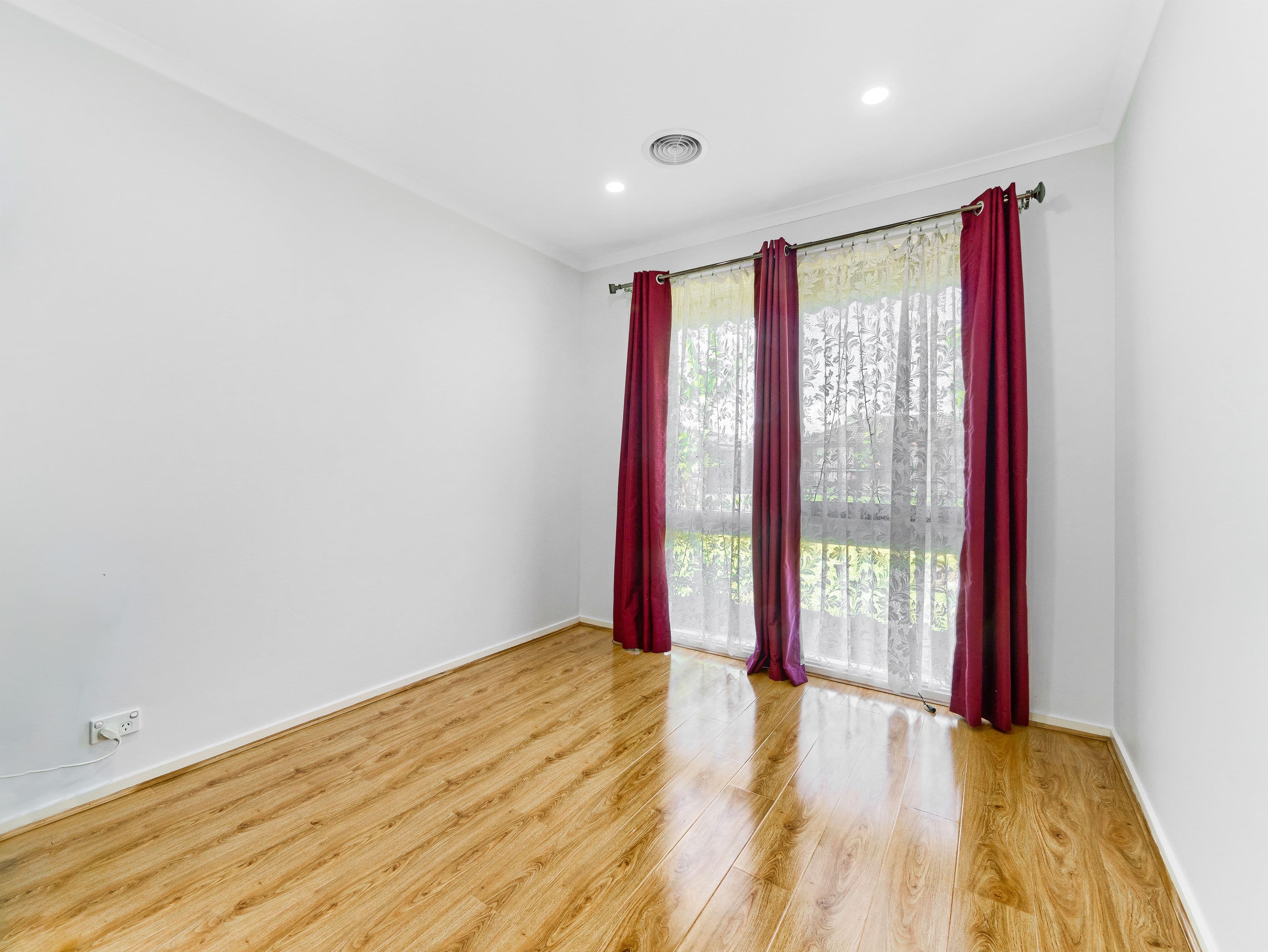 6 Denham Crescent, Cranbourne North VIC 3977, Cranbourne North - Thumbnail 5