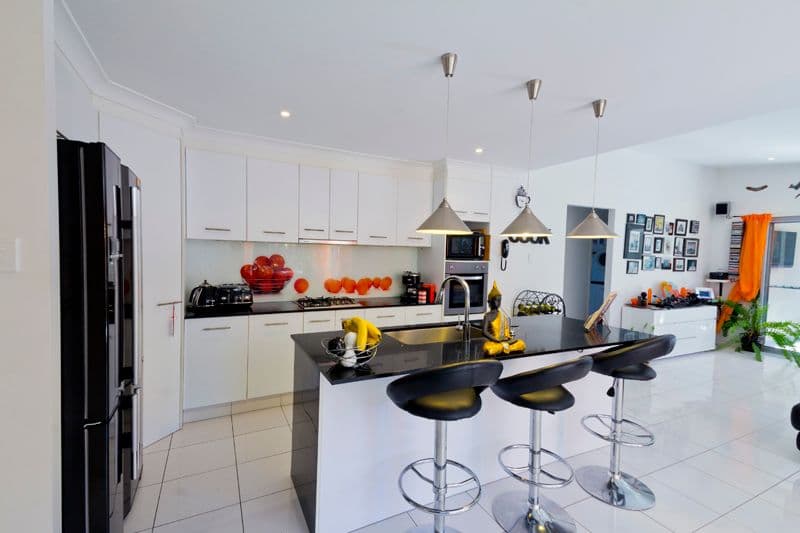 11 Casuarina Way, Helensvale QLD 4212, Helensvale - Thumbnail 6