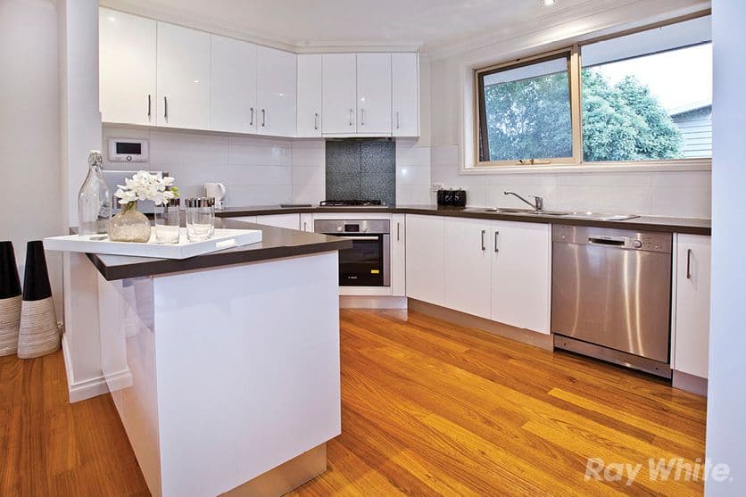 22 McLaren Street, MOUNT WAVERLEY VIC 3149, Mount Waverley - Thumbnail 5