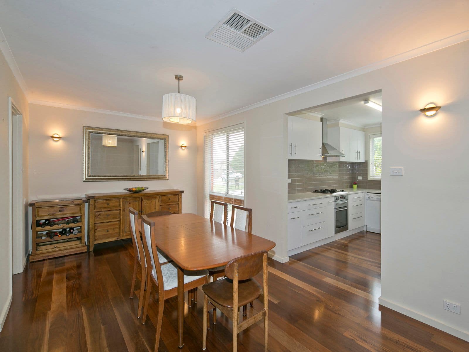 6 Lyle Place, Chifley ACT 2606, Chifley - Thumbnail 3