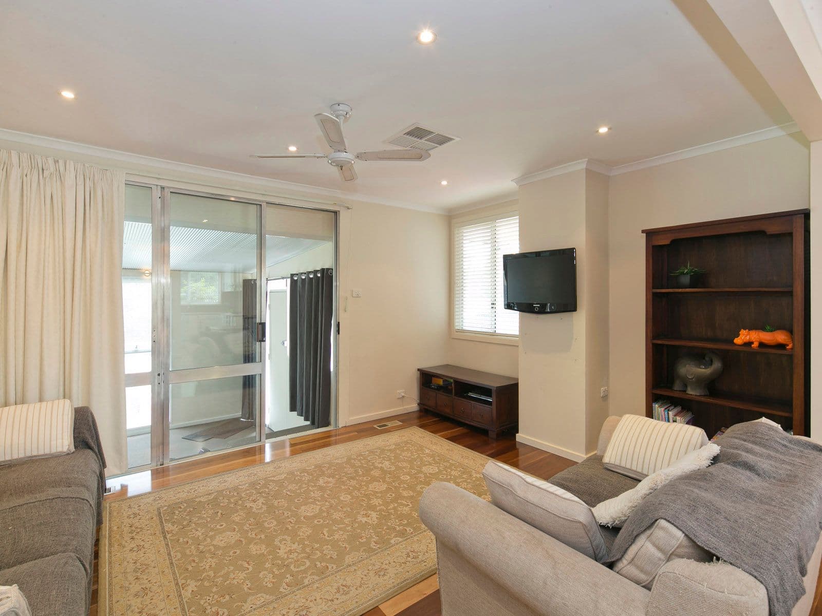 6 Lyle Place, Chifley ACT 2606, Chifley - Thumbnail 4