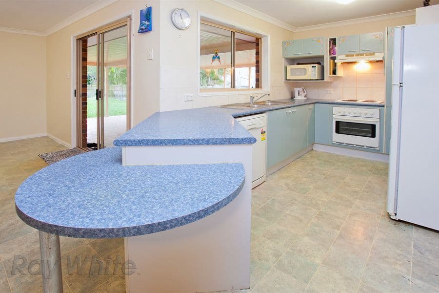 7 Abelia Court, CAMIRA QLD 4300, Camira - Thumbnail 3