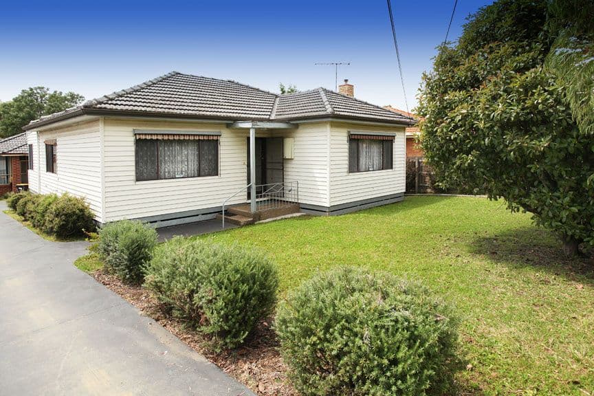 10 Mountain Crescent, MULGRAVE VIC 3170, Mulgrave - Image 1