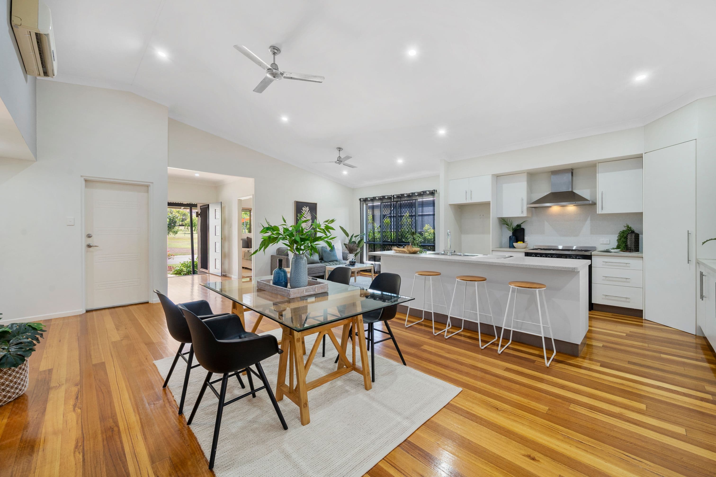 15 Sarina Court, Mount Louisa QLD 4814, Mount Louisa - Thumbnail 3