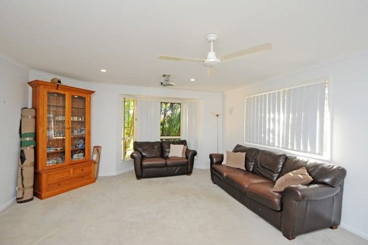 90 Dixon Drive, TELINA QLD 4680, Telina - Thumbnail 3