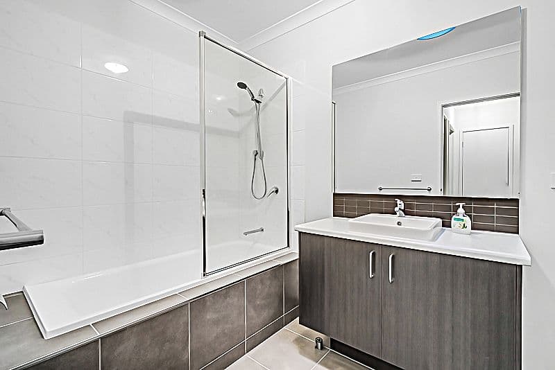 13 Elsternwick Street, Truganina VIC 3029, Truganina - Thumbnail 8