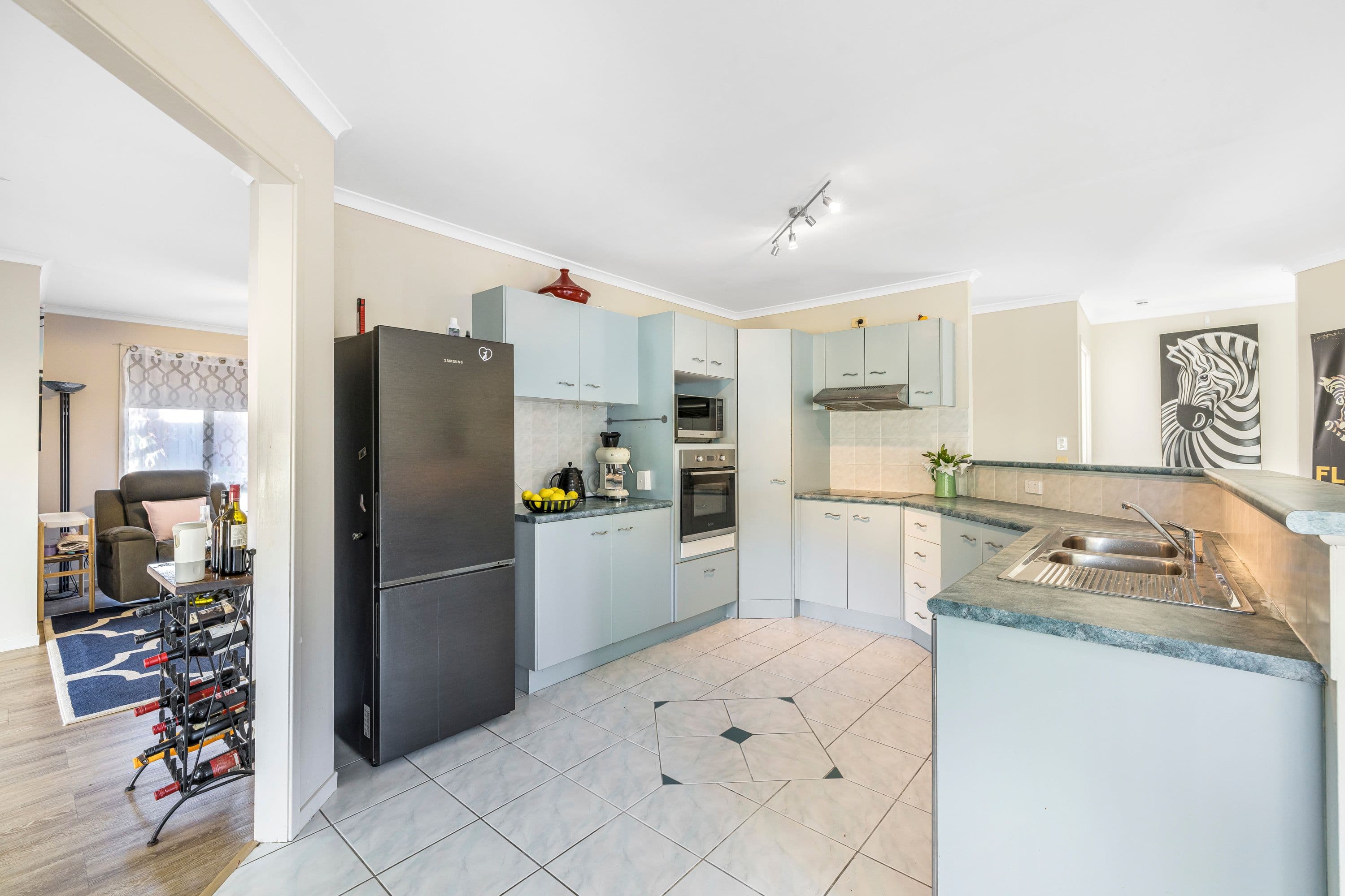 10 Pennyroyal Circle, Currimundi QLD 4551, Currimundi - Thumbnail 4