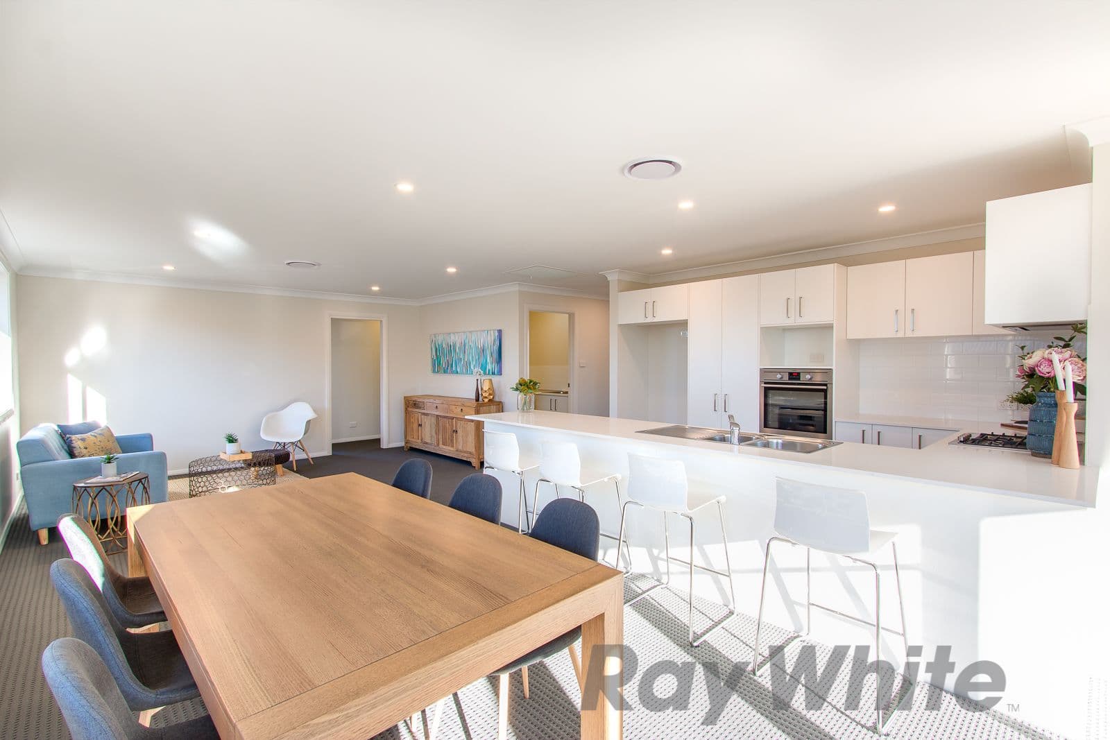 72 Delaware Drive, Macquarie Hills - Thumbnail 3