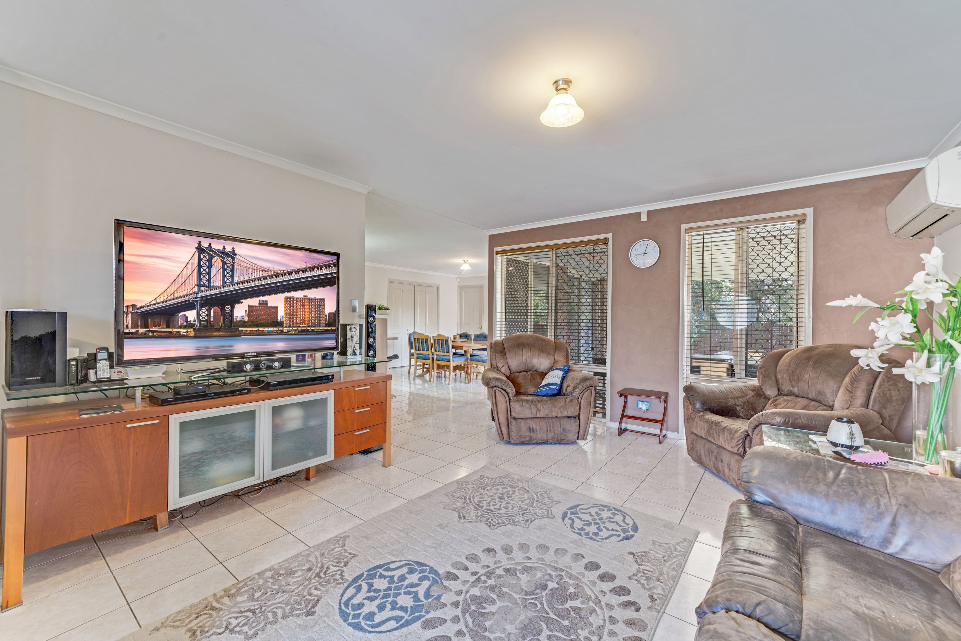 3 Cockatiel Court, Loganlea QLD 4131, Loganlea - Thumbnail 4