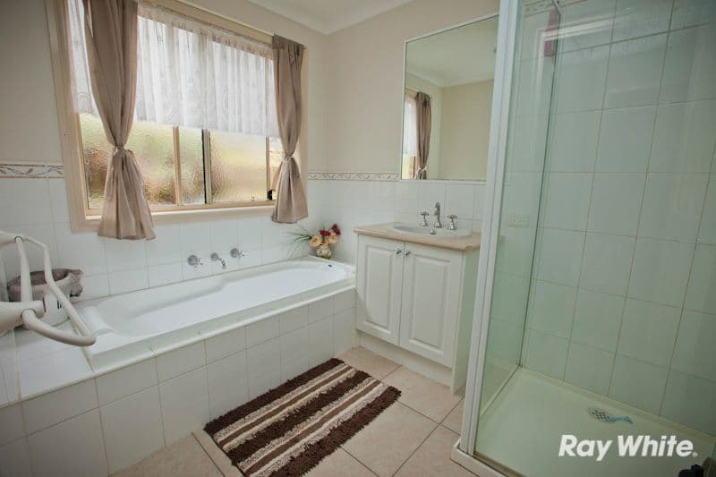 11 Silver Gum Drive, PAKENHAM VIC 3810, Pakenham - Thumbnail 8