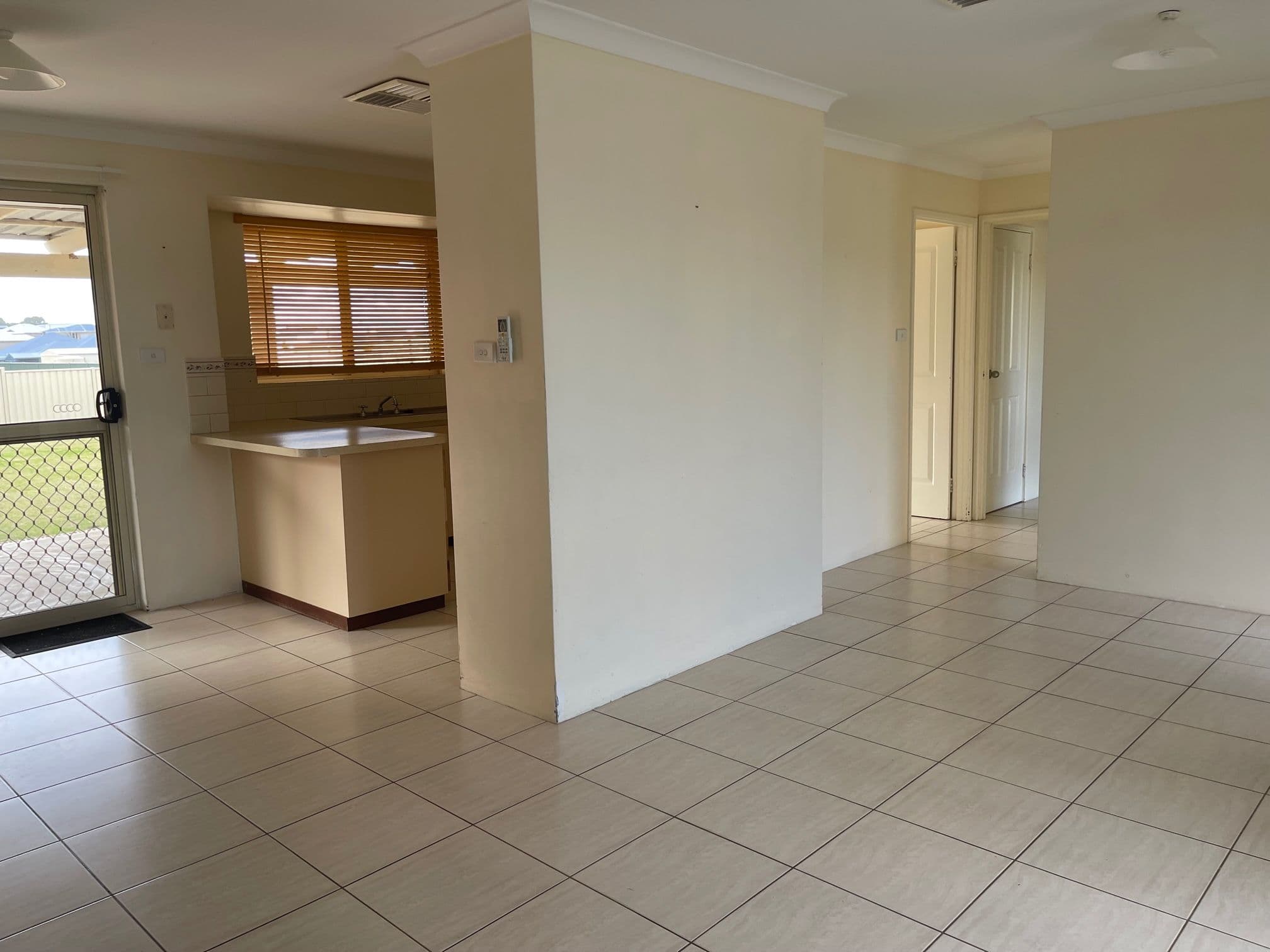 28 North Shore Drive, Dongara WA 6525, Dongara - Thumbnail 4