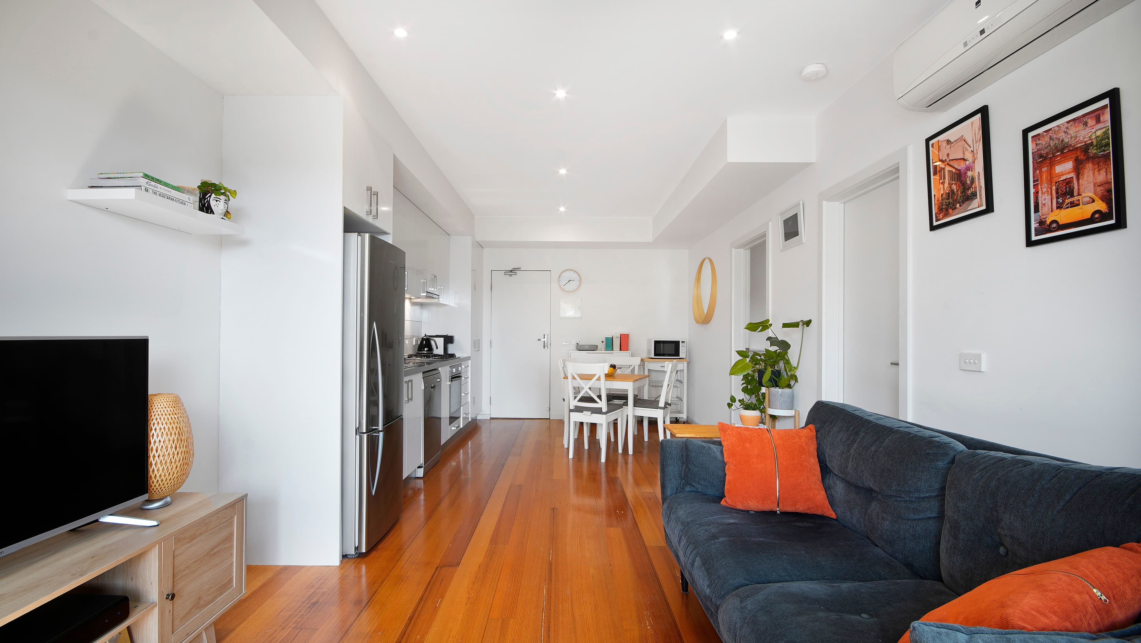 99 Barton Street, Reservoir VIC 3073, Reservoir - Thumbnail 3
