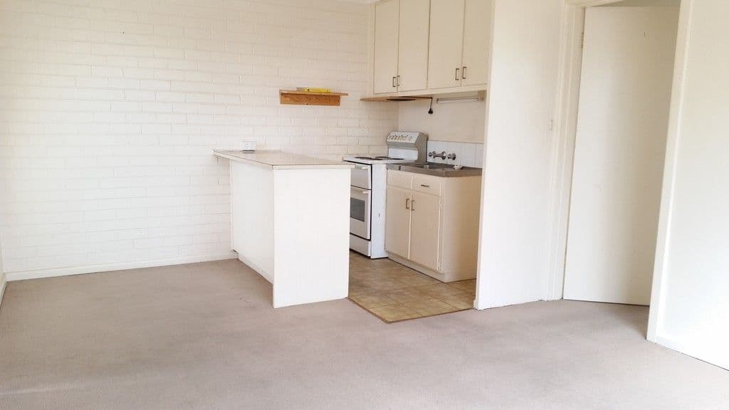 30 Bowmore Road, Noble Park VIC 3174, Noble Park - Thumbnail 2
