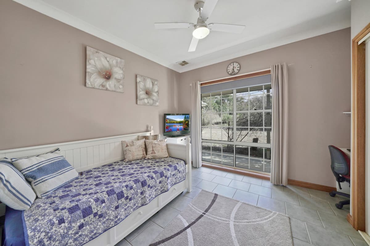 11 Coates Road, HILL TOP, Hill Top - Image 1