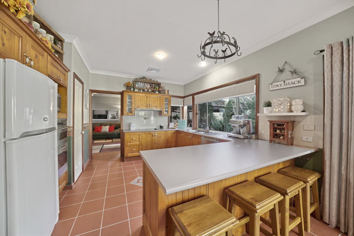 11 Coates Road, HILL TOP, Hill Top - Thumbnail 7