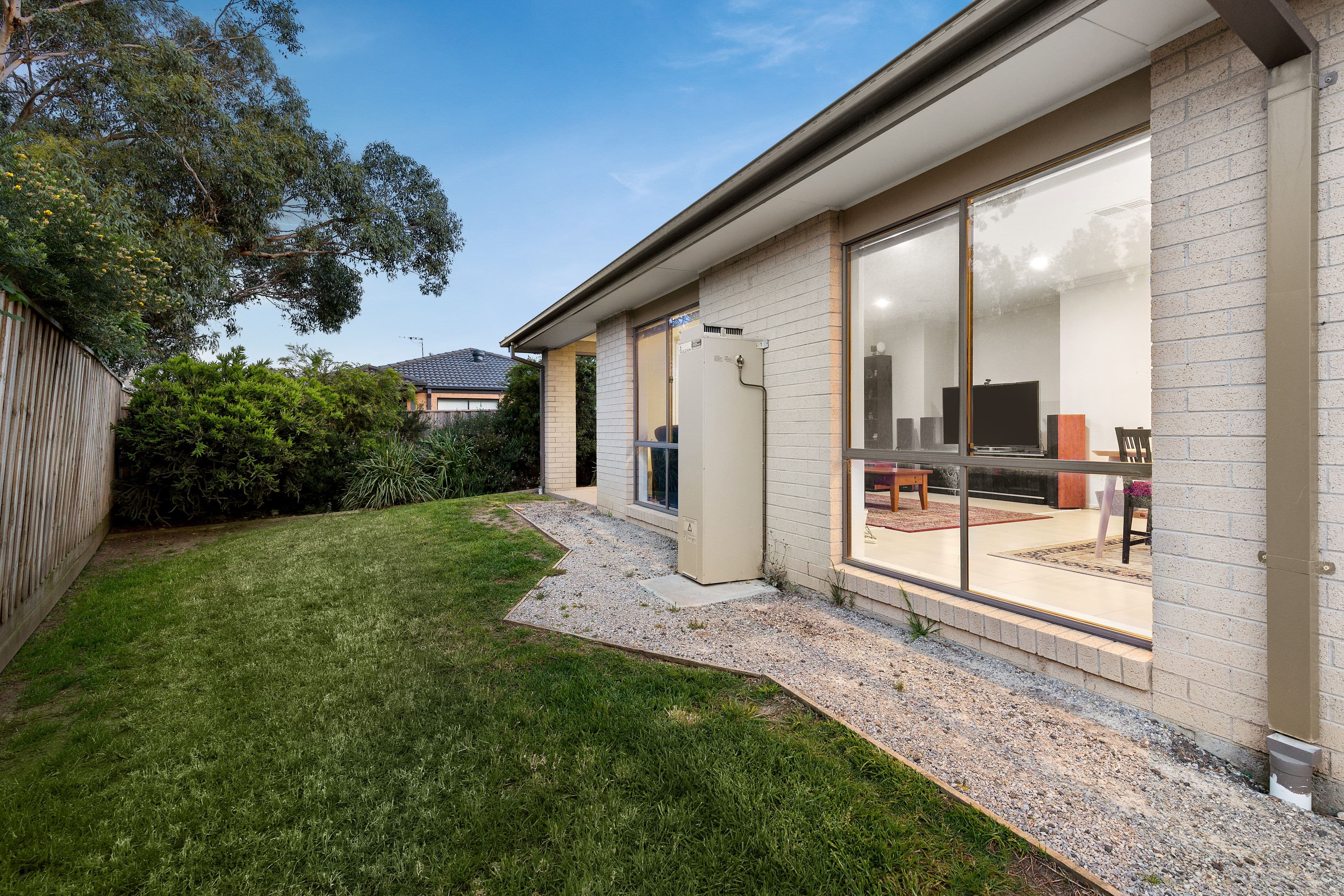 9 Ravensdale Avenue, Officer VIC 3809, Officer - Thumbnail 8