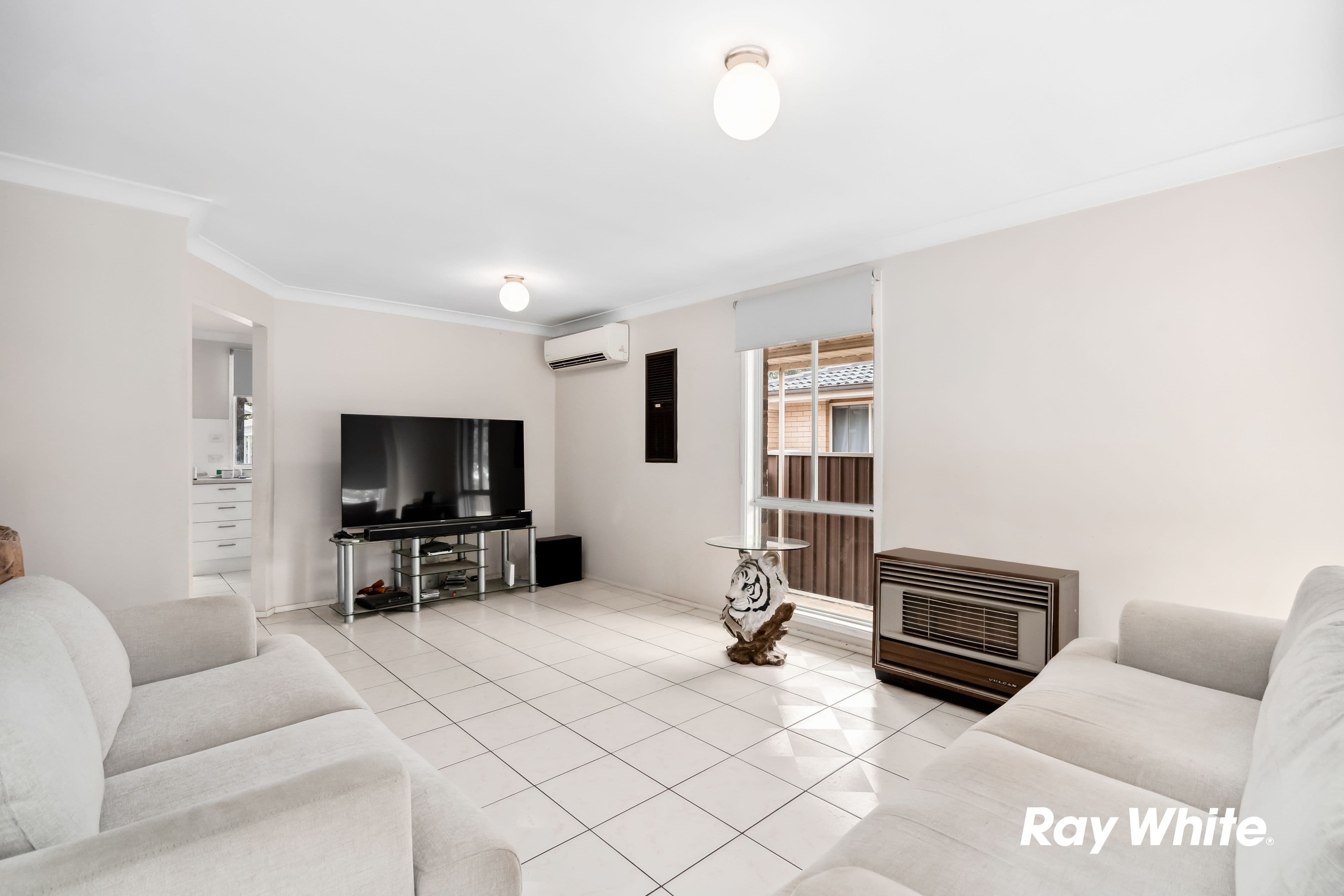 10 Lauder Street, Doonside NSW 2767, Doonside - Thumbnail 2