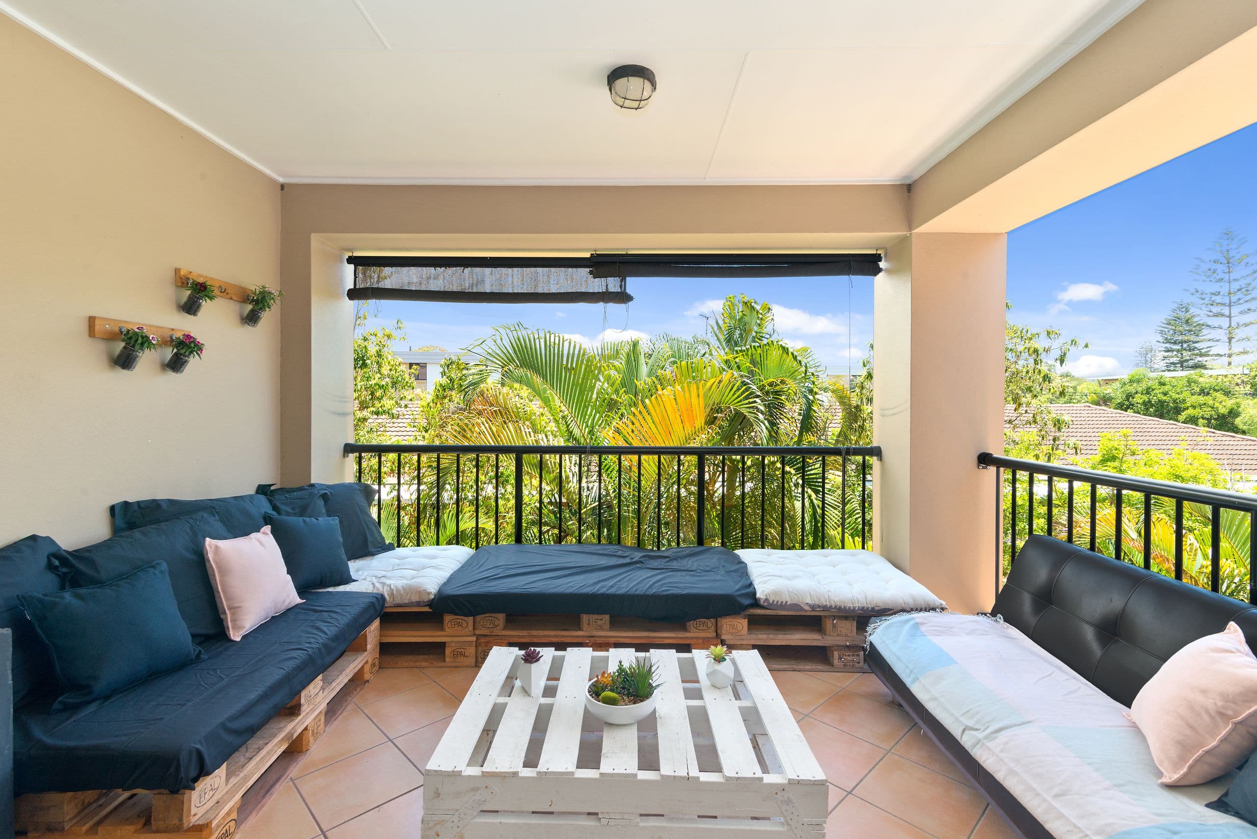 233 Lawrence Road, Great Marlow - Thumbnail 2