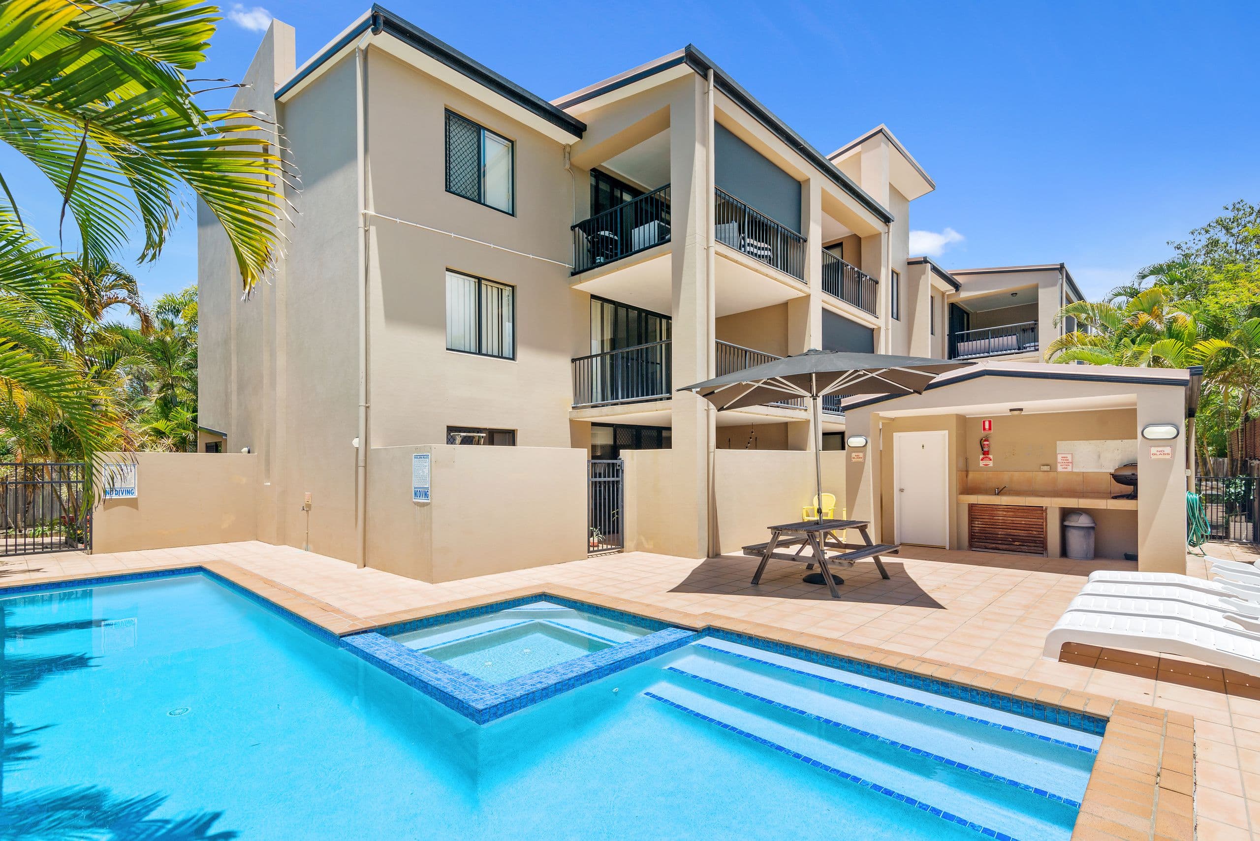 233 Lawrence Road, Great Marlow - Thumbnail 3