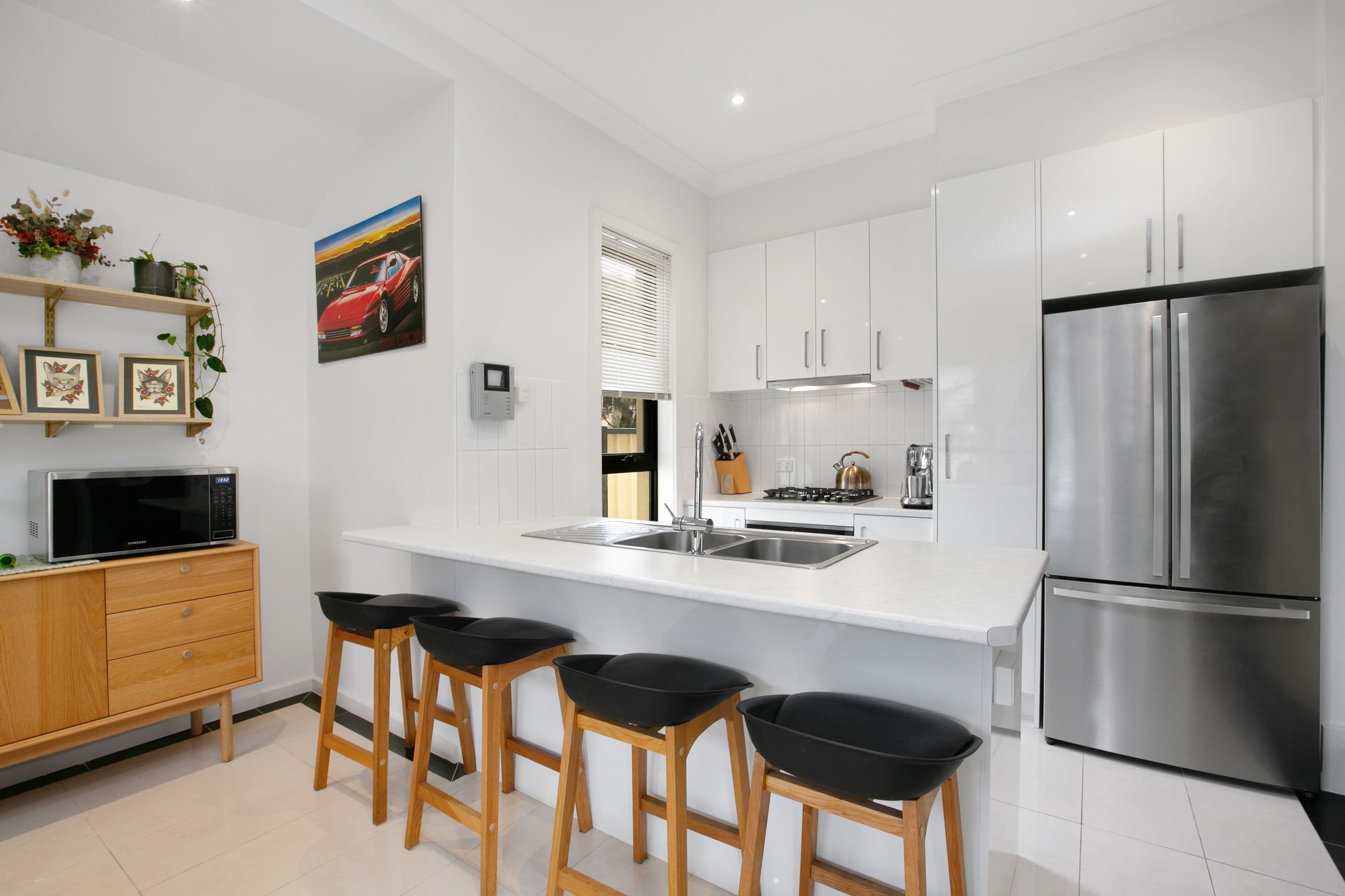 24 Chenies Street, Reservoir VIC 3073, Reservoir - Thumbnail 4