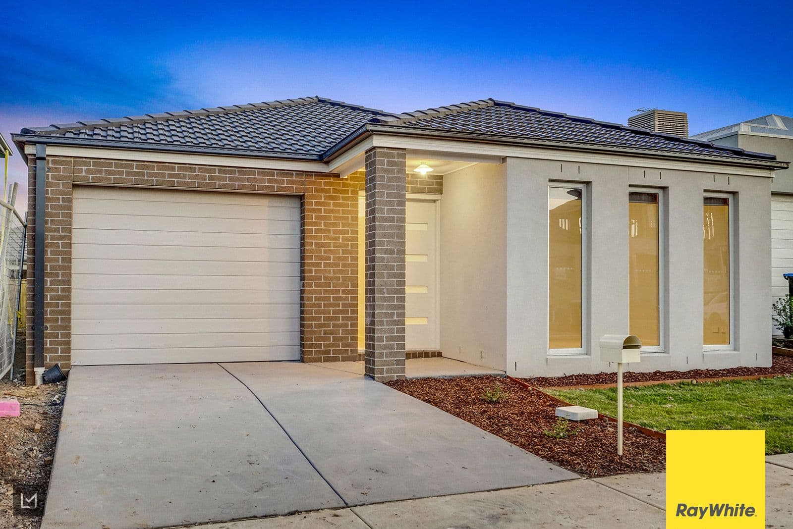 11 Bobby Drive, Tarneit VIC 3029, Tarneit - Thumbnail 3