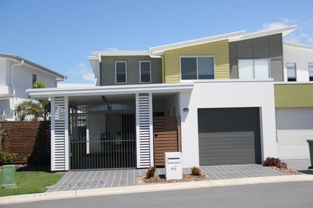 40 Barcelona Way, BURLEIGH WATERS QLD 4220, Burleigh Waters - Thumbnail 3