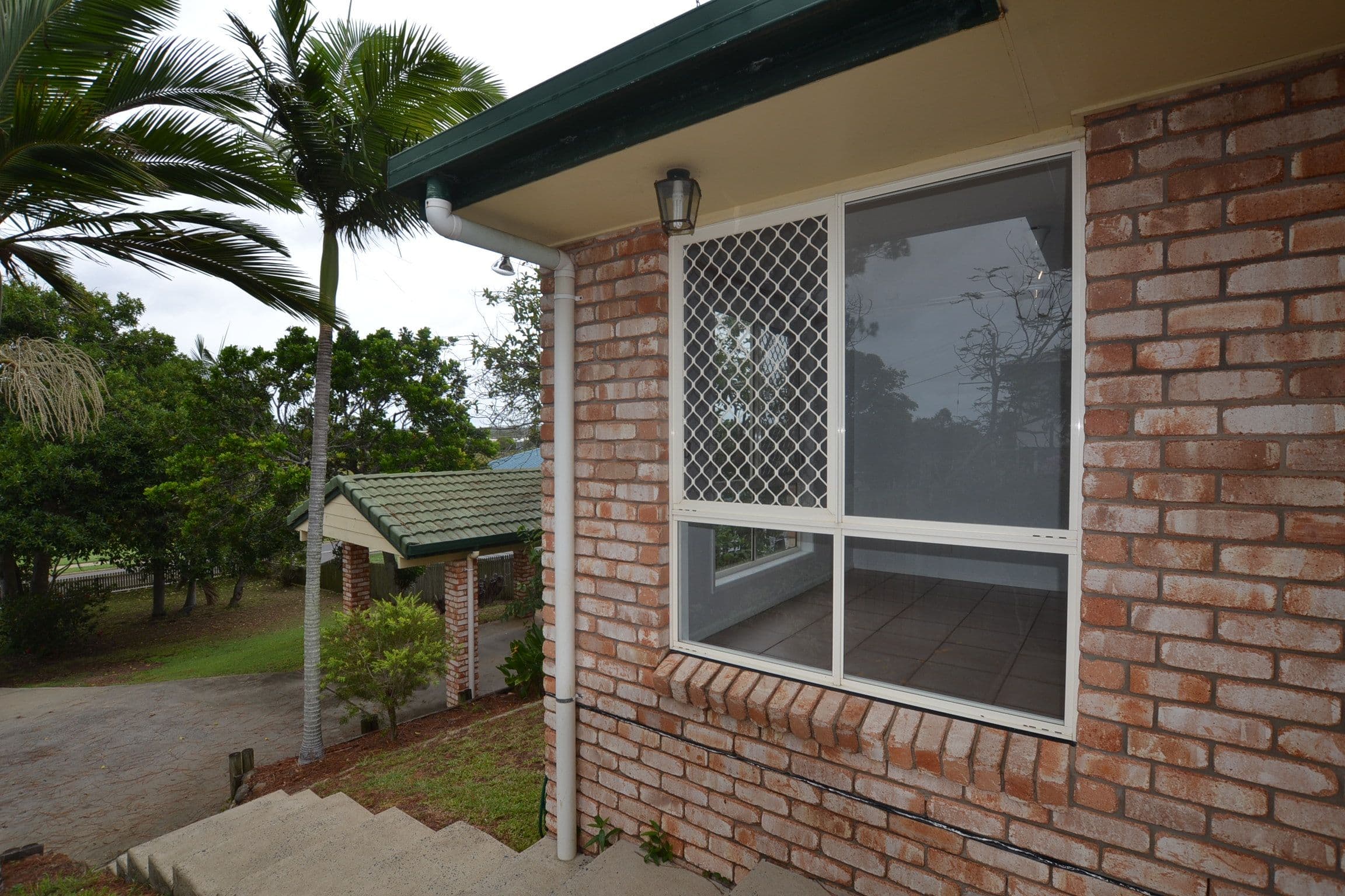 47 Whitman Street, Yeppoon QLD 4703, Yeppoon - Thumbnail 2