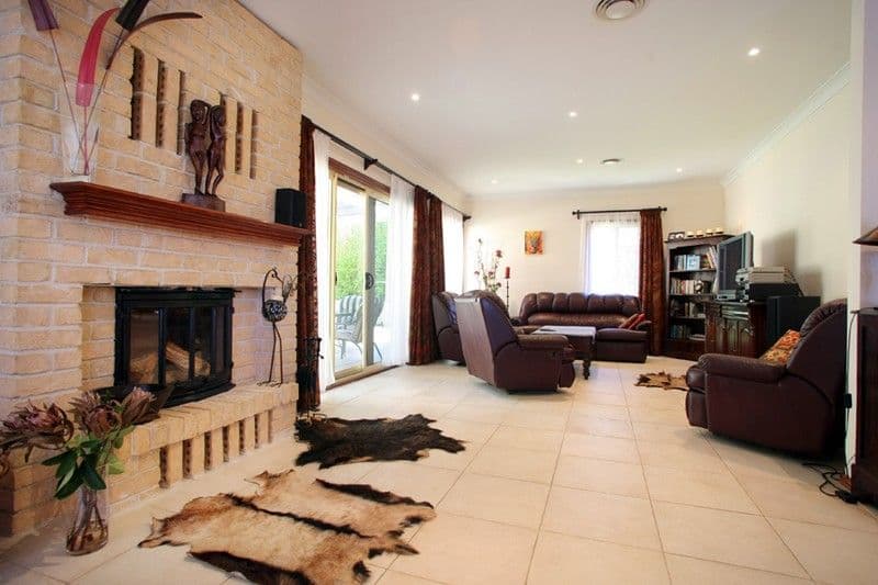 5 Armidale Crescent, CASTLE HILL NSW 2154, Castle Hill - Thumbnail 4
